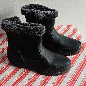Women's Black Fur-Lined Boots